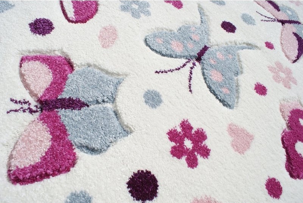 Dětský koberec Motýli smetanovo růžový